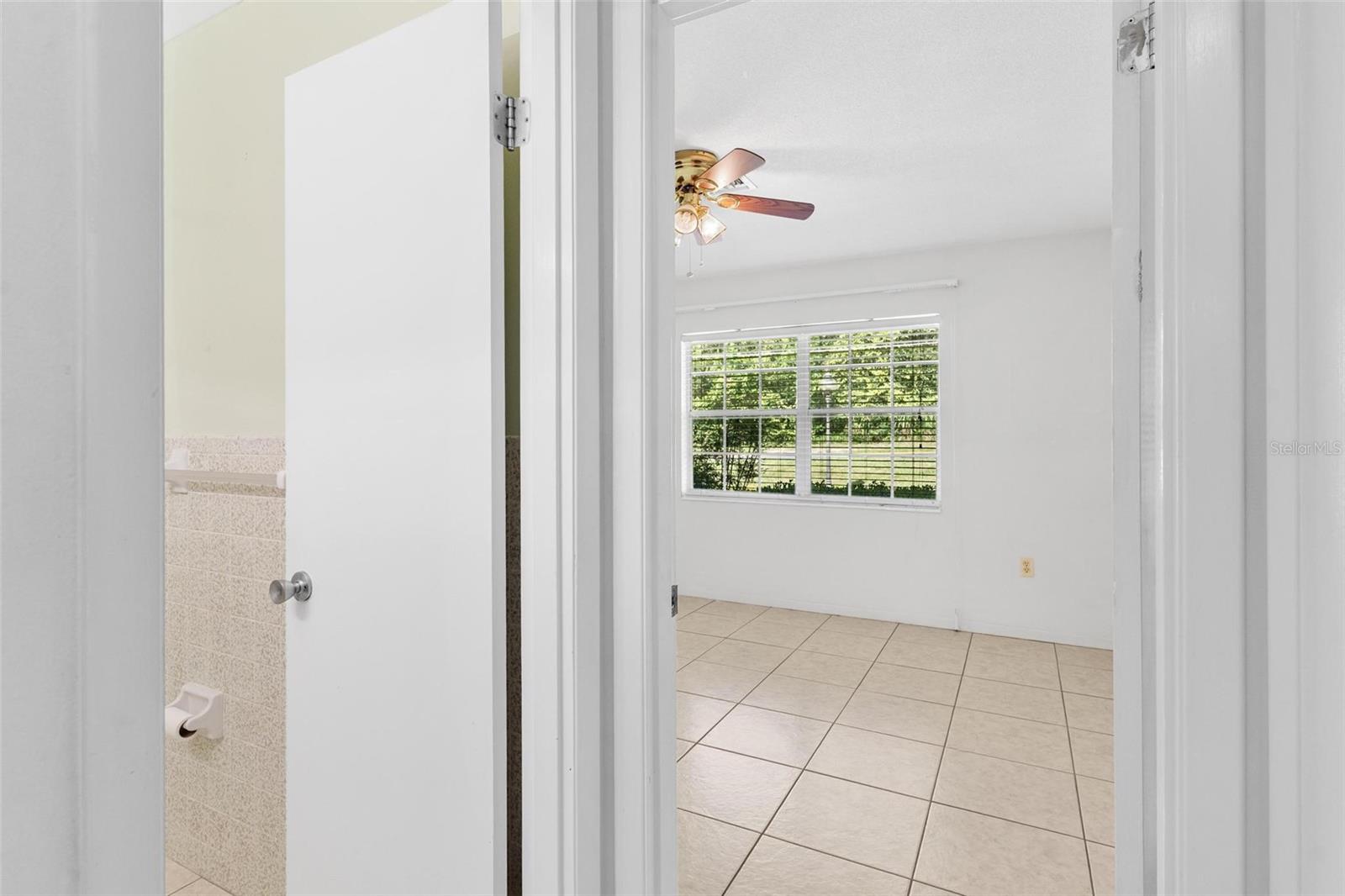 Image 22 of 31 For 445 Grandview Street 10