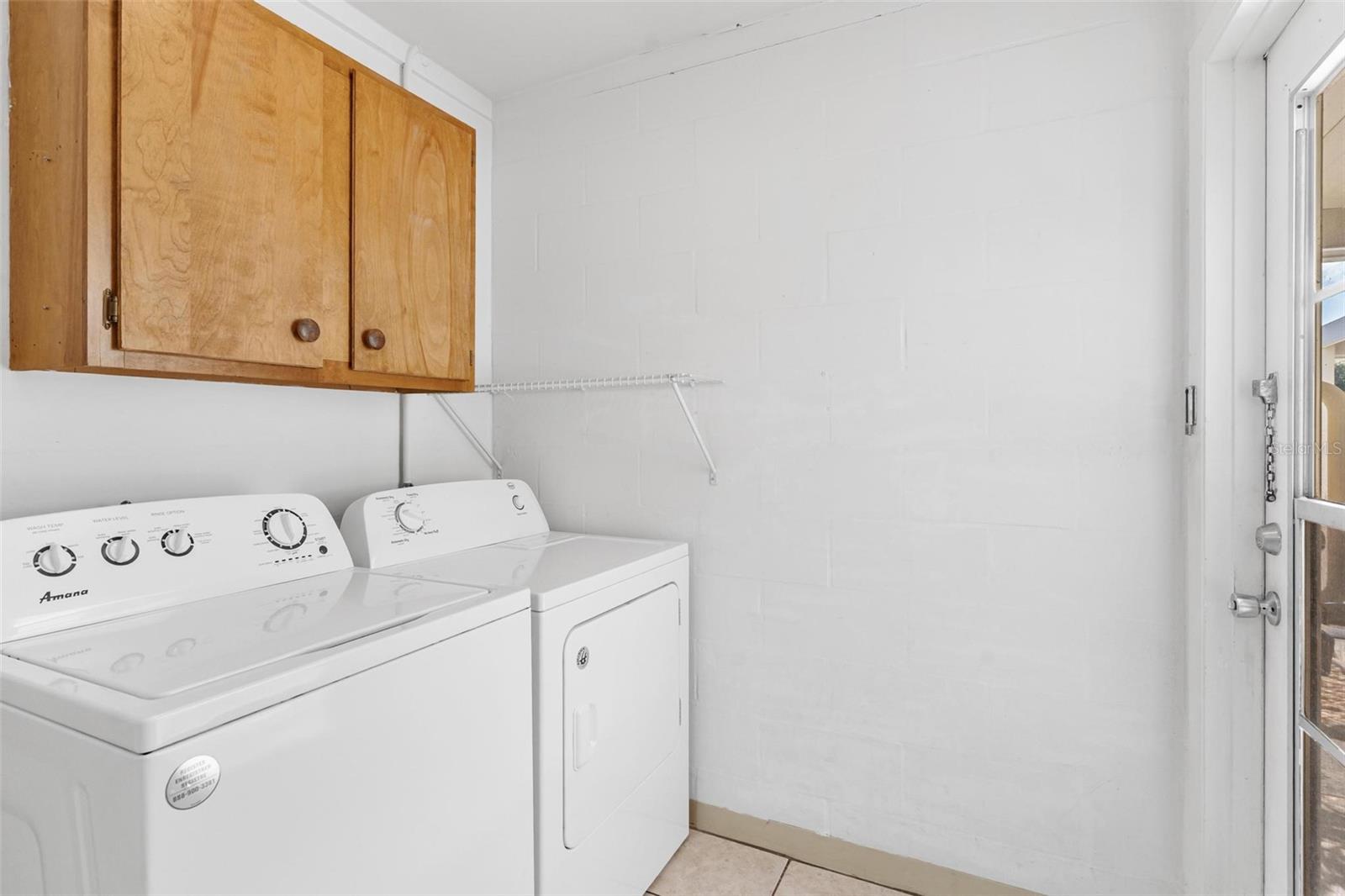 Image 26 of 31 For 445 Grandview Street 10