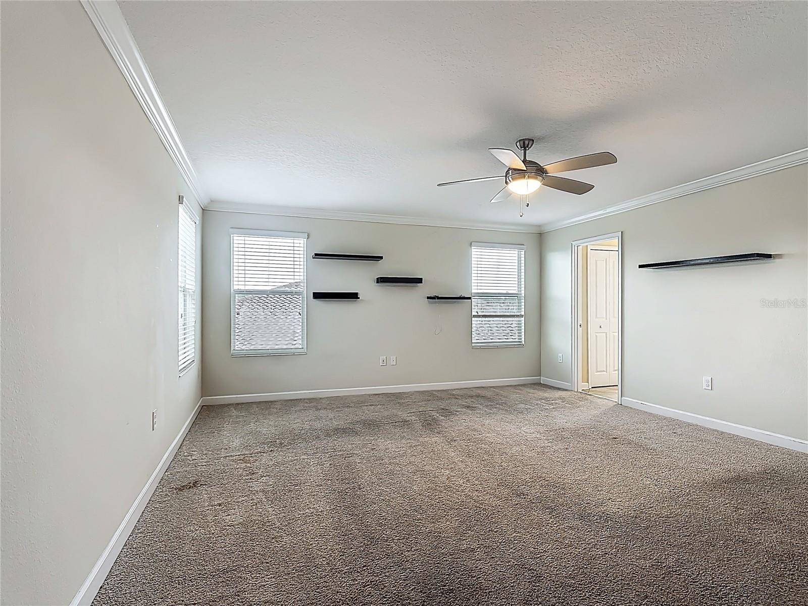 Image 40 of 66 For 2137 Lake Side Avenue