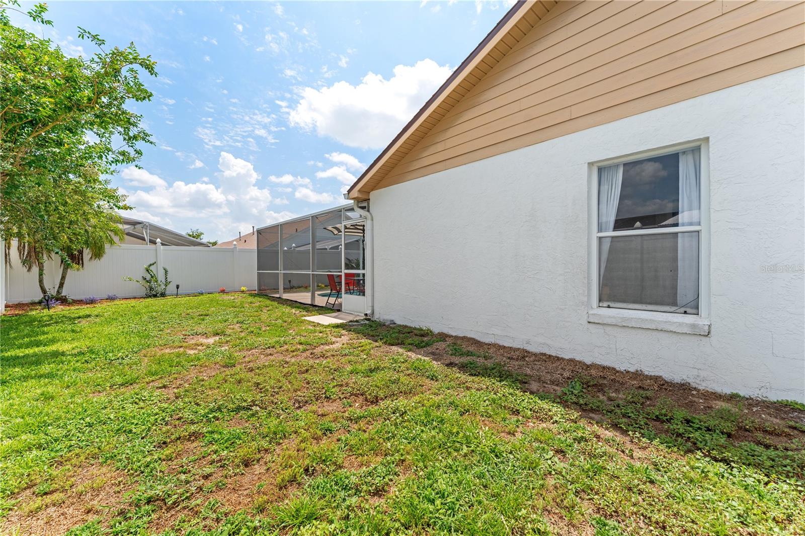 Image 32 of 38 For 7820 Laurel Oak Lane