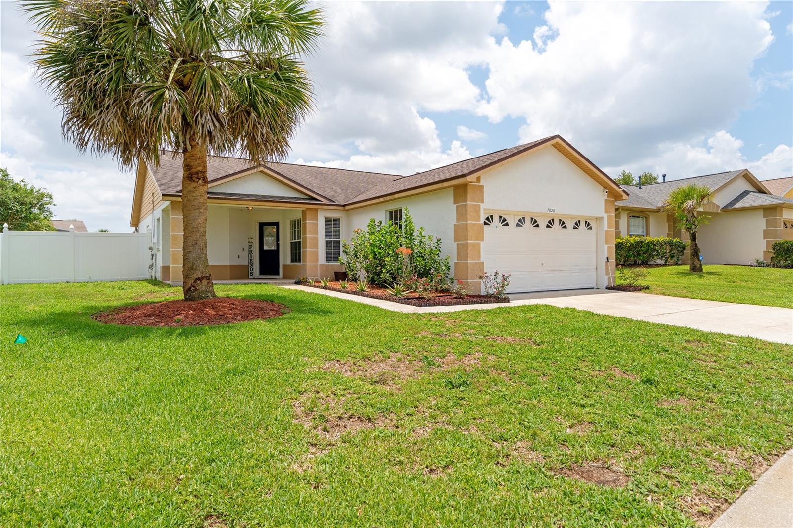 Image 4 of 38 For 7820 Laurel Oak Lane