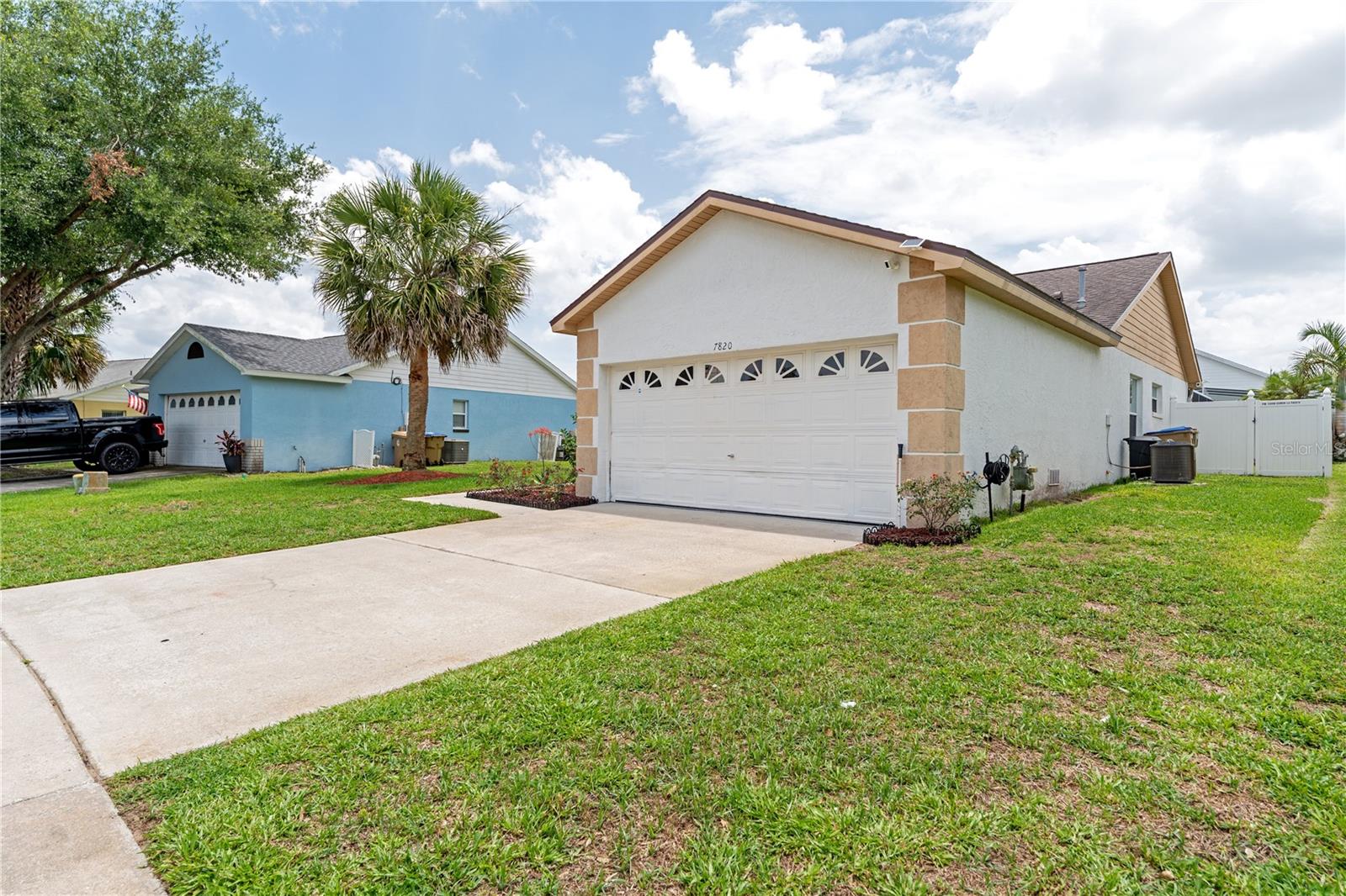 Image 5 of 38 For 7820 Laurel Oak Lane