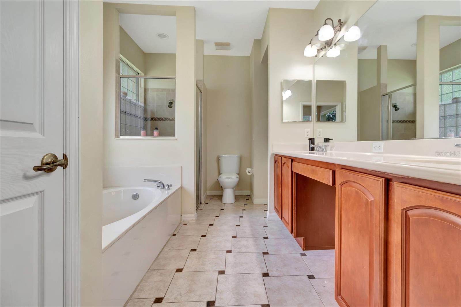 Image 16 of 34 For 13036 Baybrook Lane