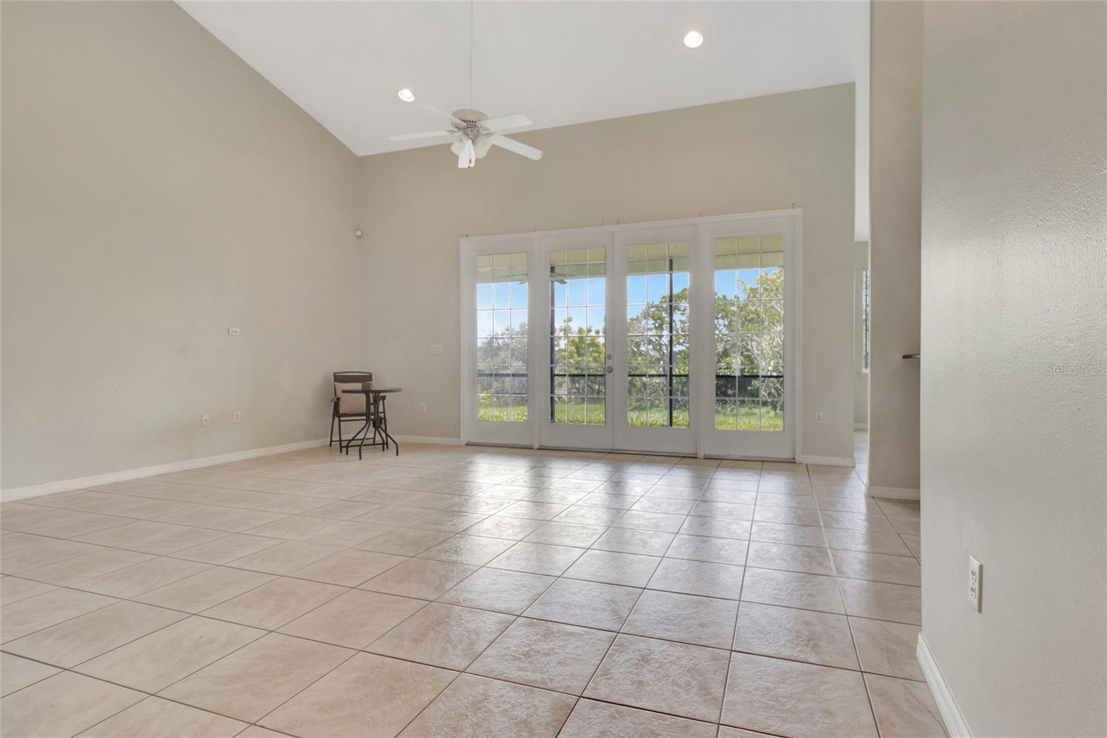 Image 5 of 34 For 13036 Baybrook Lane