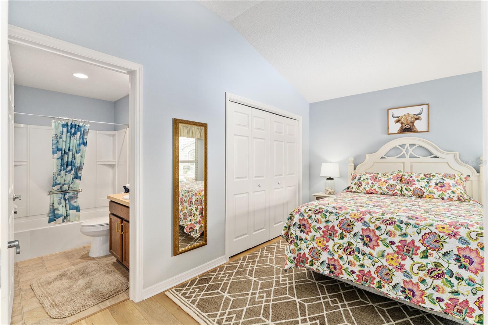 Image 20 of 39 For 2085 Ironton Place