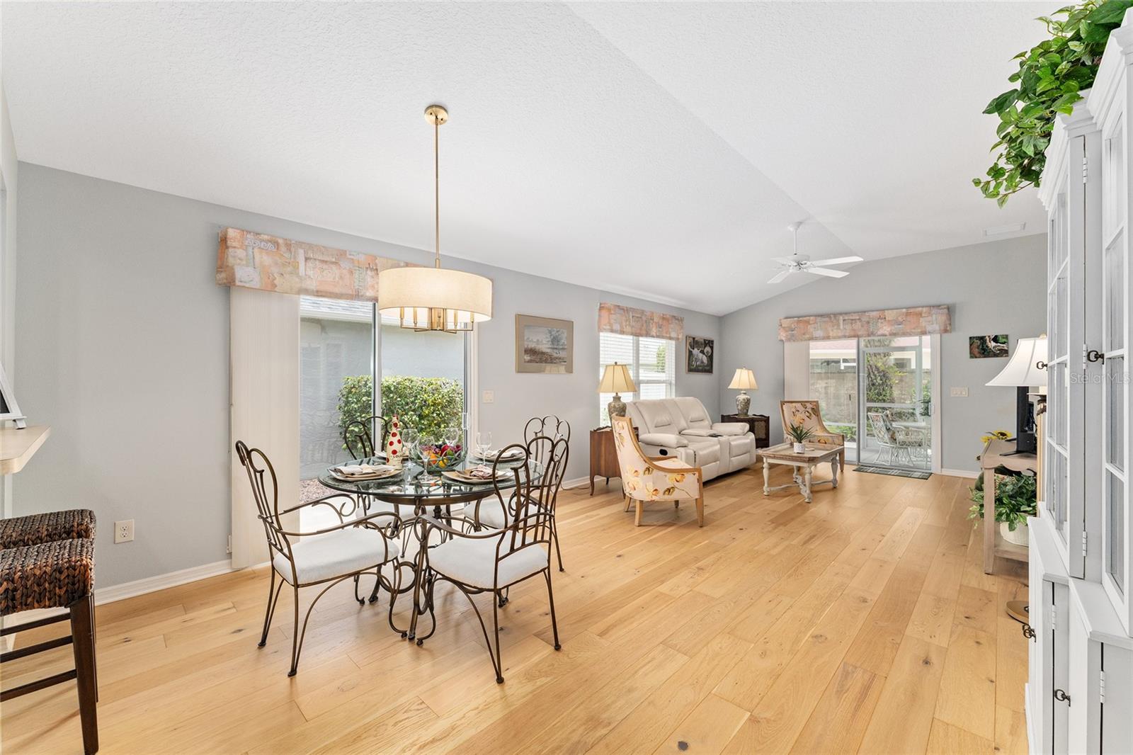 Image 3 of 39 For 2085 Ironton Place