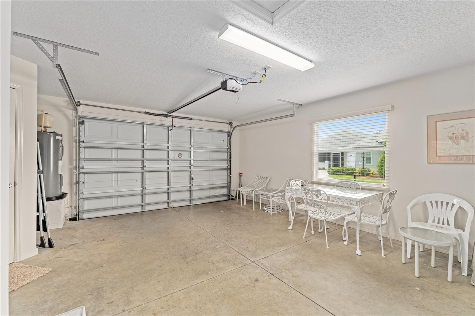 Image 33 of 39 For 2085 Ironton Place