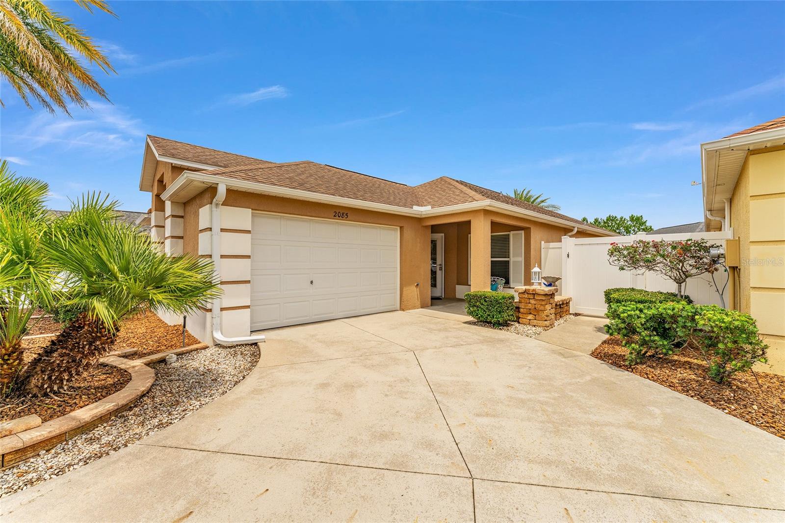 Image 35 of 39 For 2085 Ironton Place