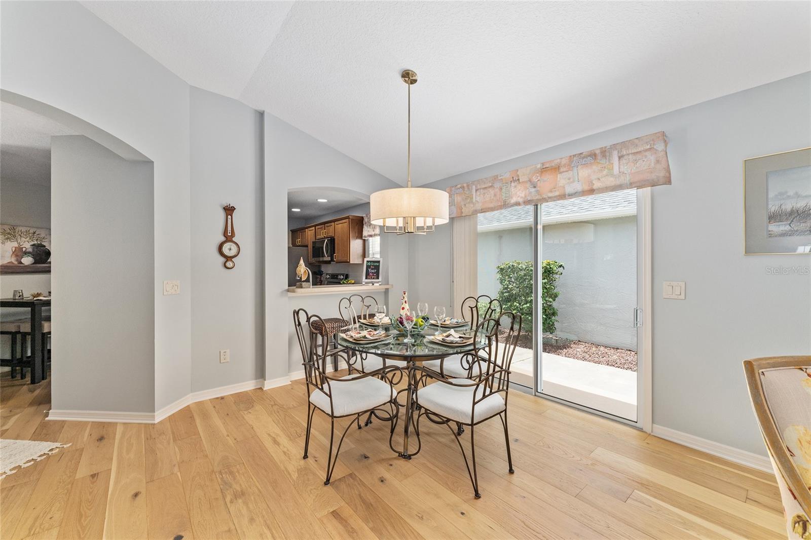 Image 4 of 39 For 2085 Ironton Place