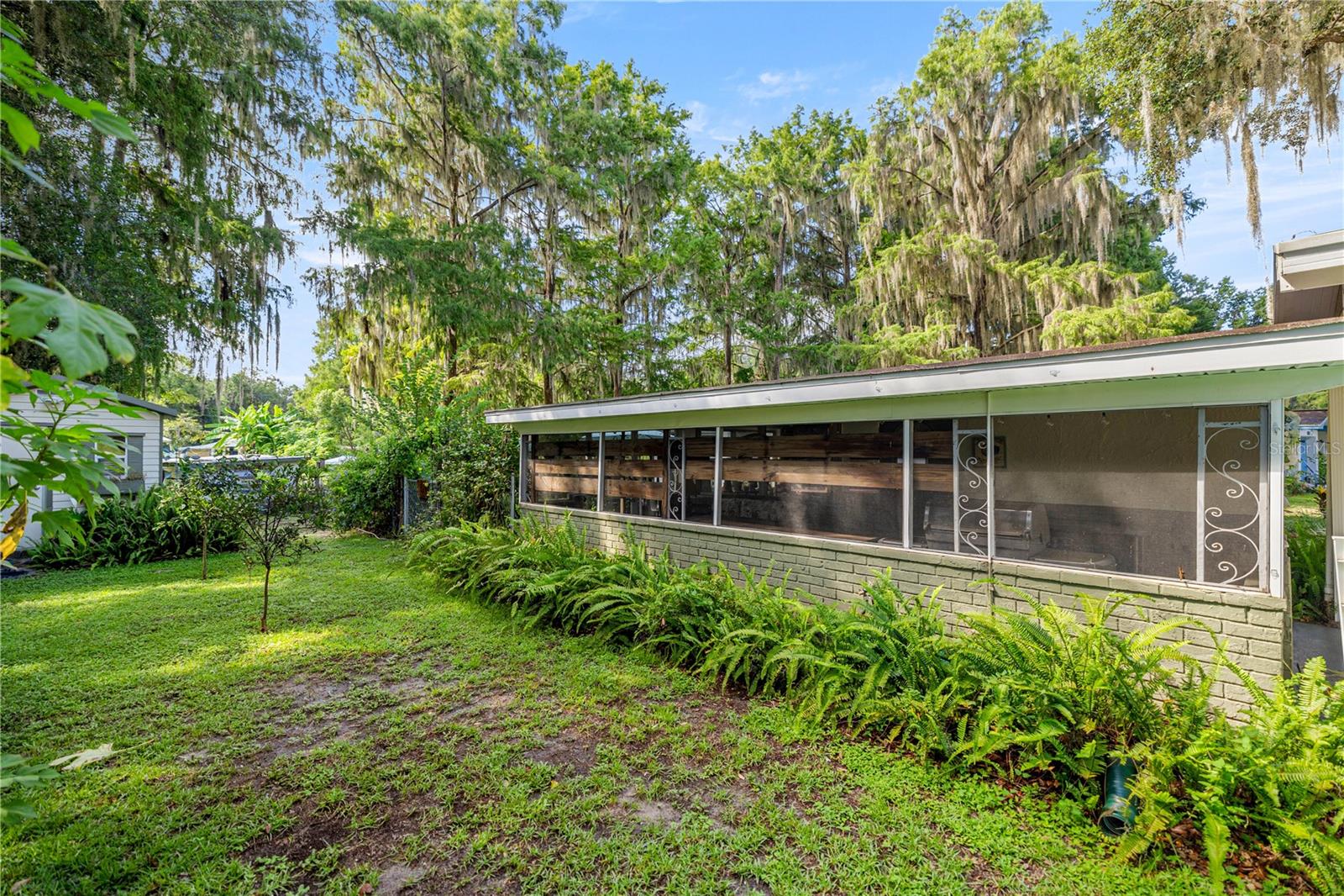 Image 42 of 67 For 1885 Westlake Drive