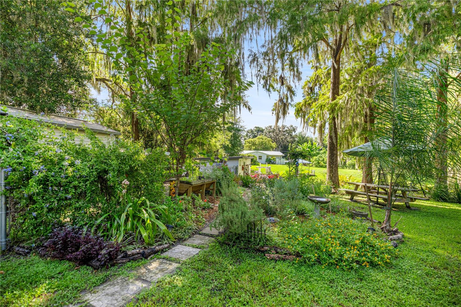 Image 43 of 67 For 1885 Westlake Drive