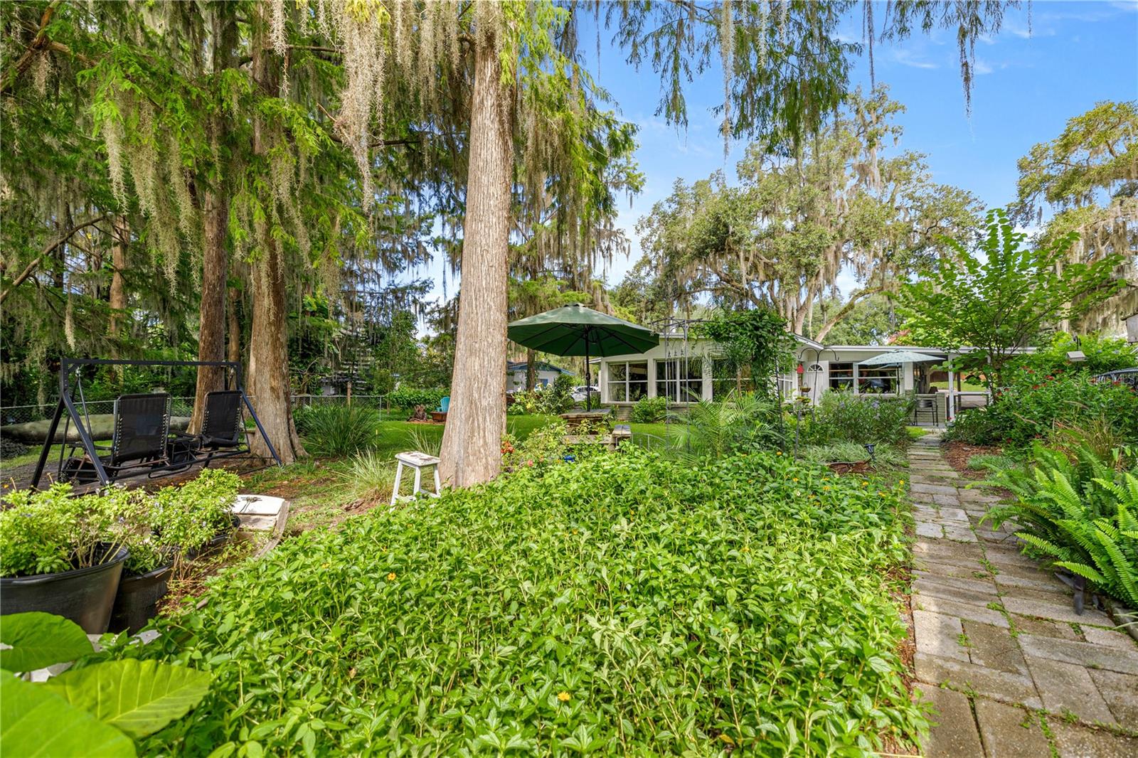 Image 44 of 67 For 1885 Westlake Drive