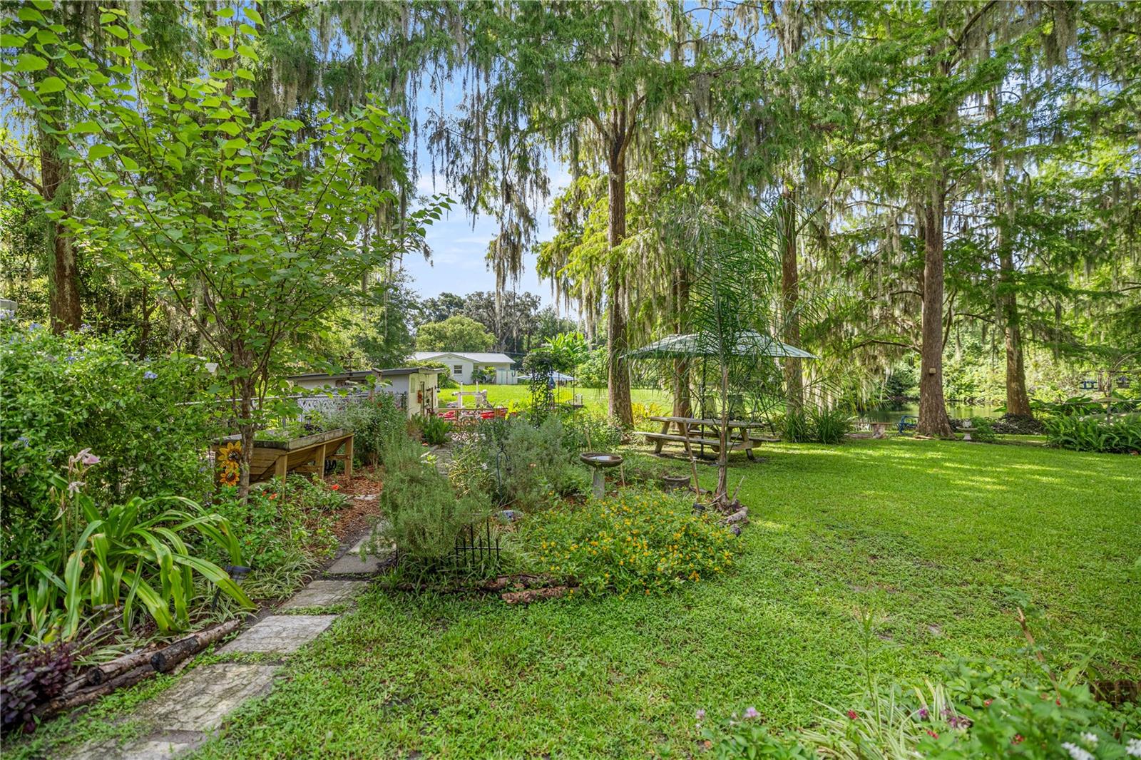 Image 48 of 67 For 1885 Westlake Drive