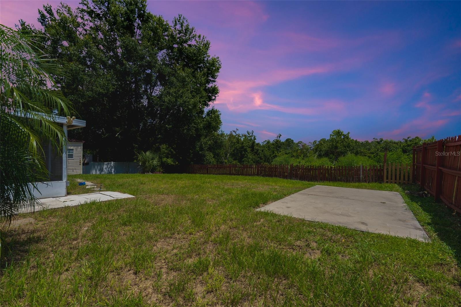 Image 31 of 33 For 15908 Lake Orienta Court