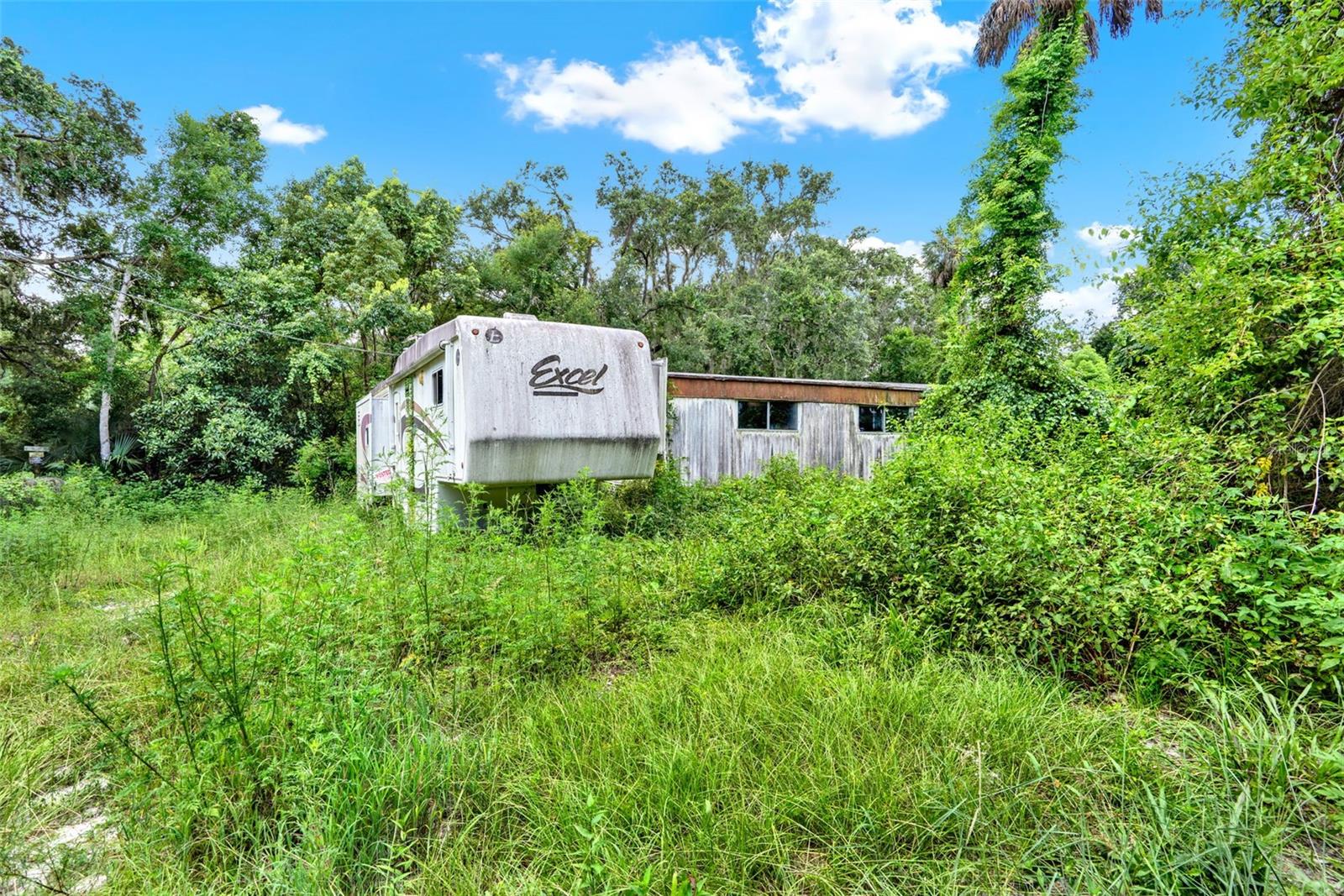 Image 7 of 25 For 15504 Lake Apopka Rd