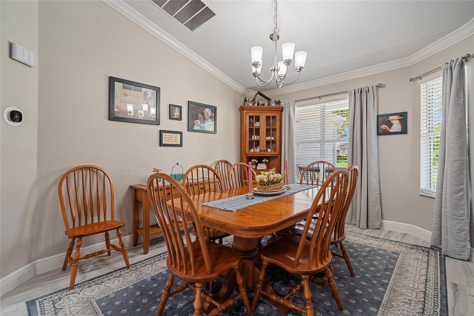 Image 8 of 22 For 919 Camino Del Rey Drive