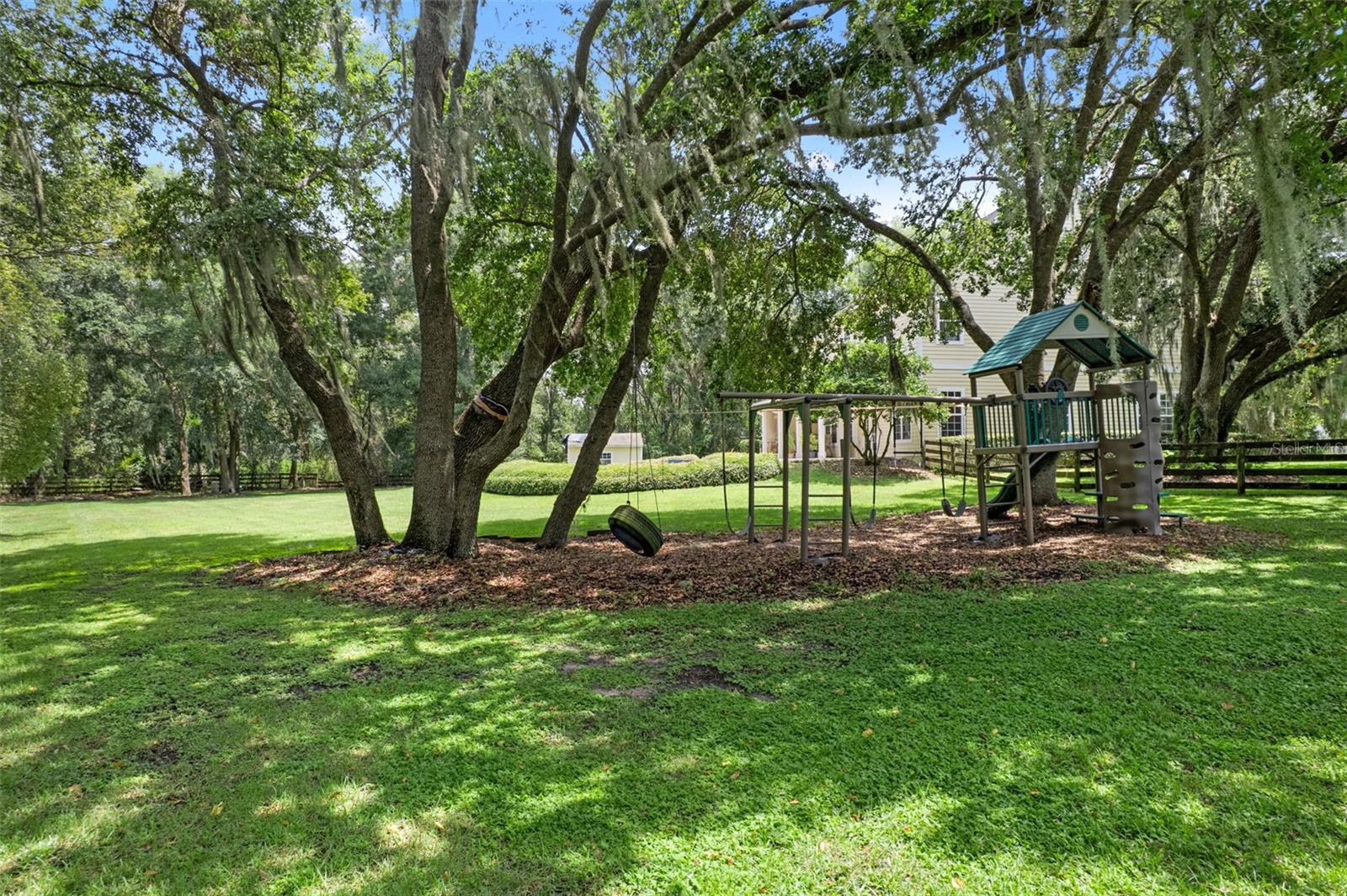 Image 78 of 96 For 1304 Otters View Court