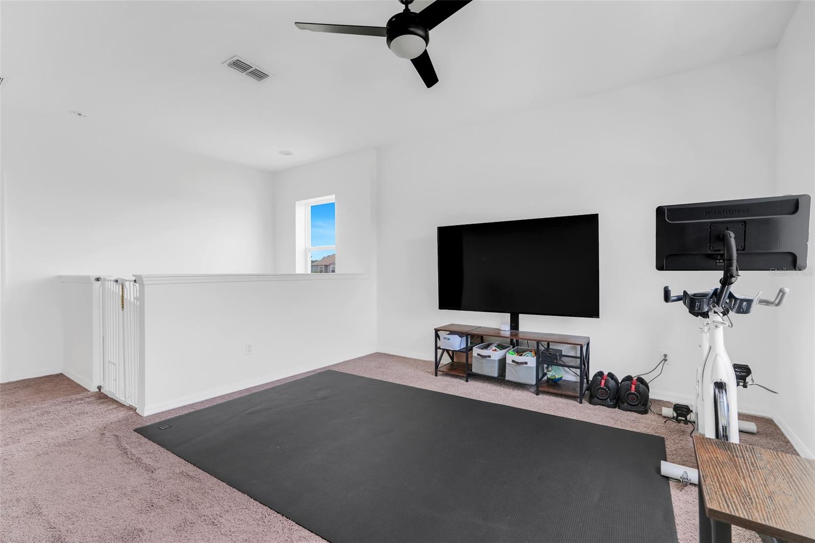 Image 17 of 41 For 278 Blue Cypress Drive