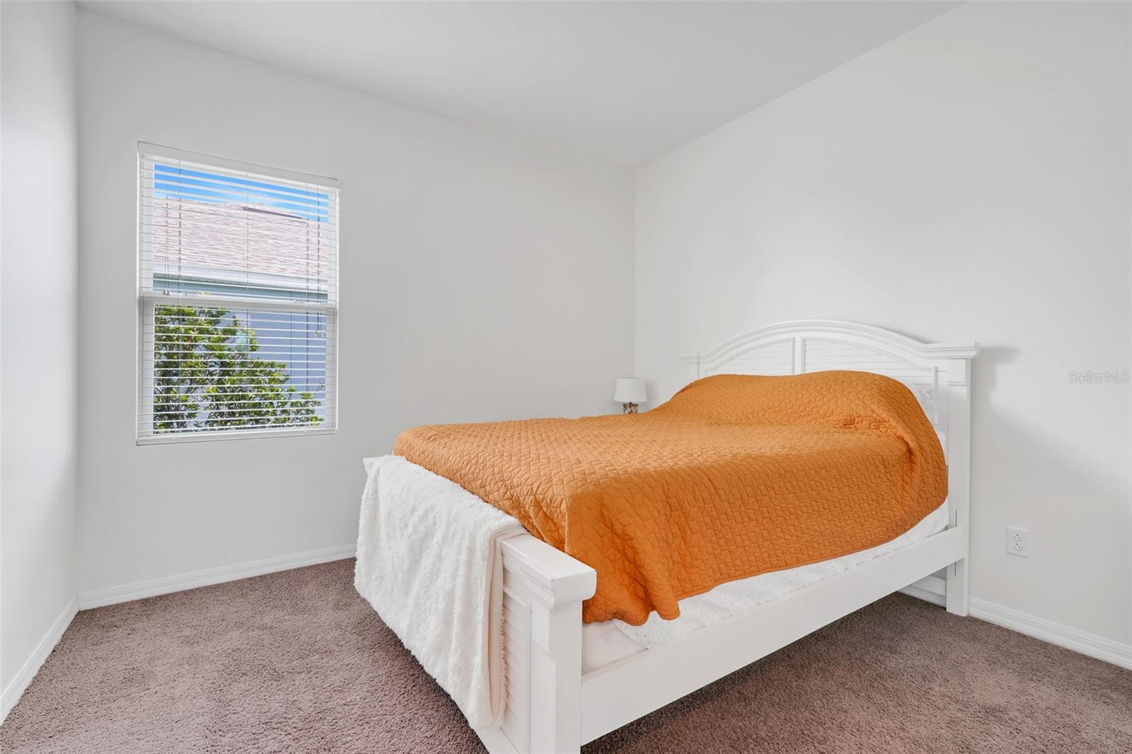 Image 22 of 41 For 278 Blue Cypress Drive