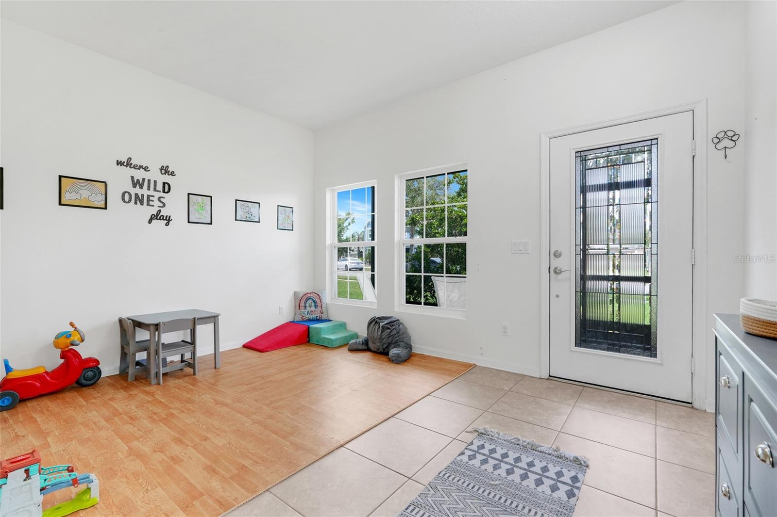 Image 6 of 41 For 278 Blue Cypress Drive