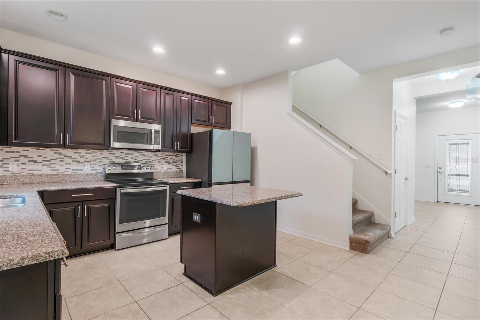 Image 9 of 41 For 278 Blue Cypress Drive