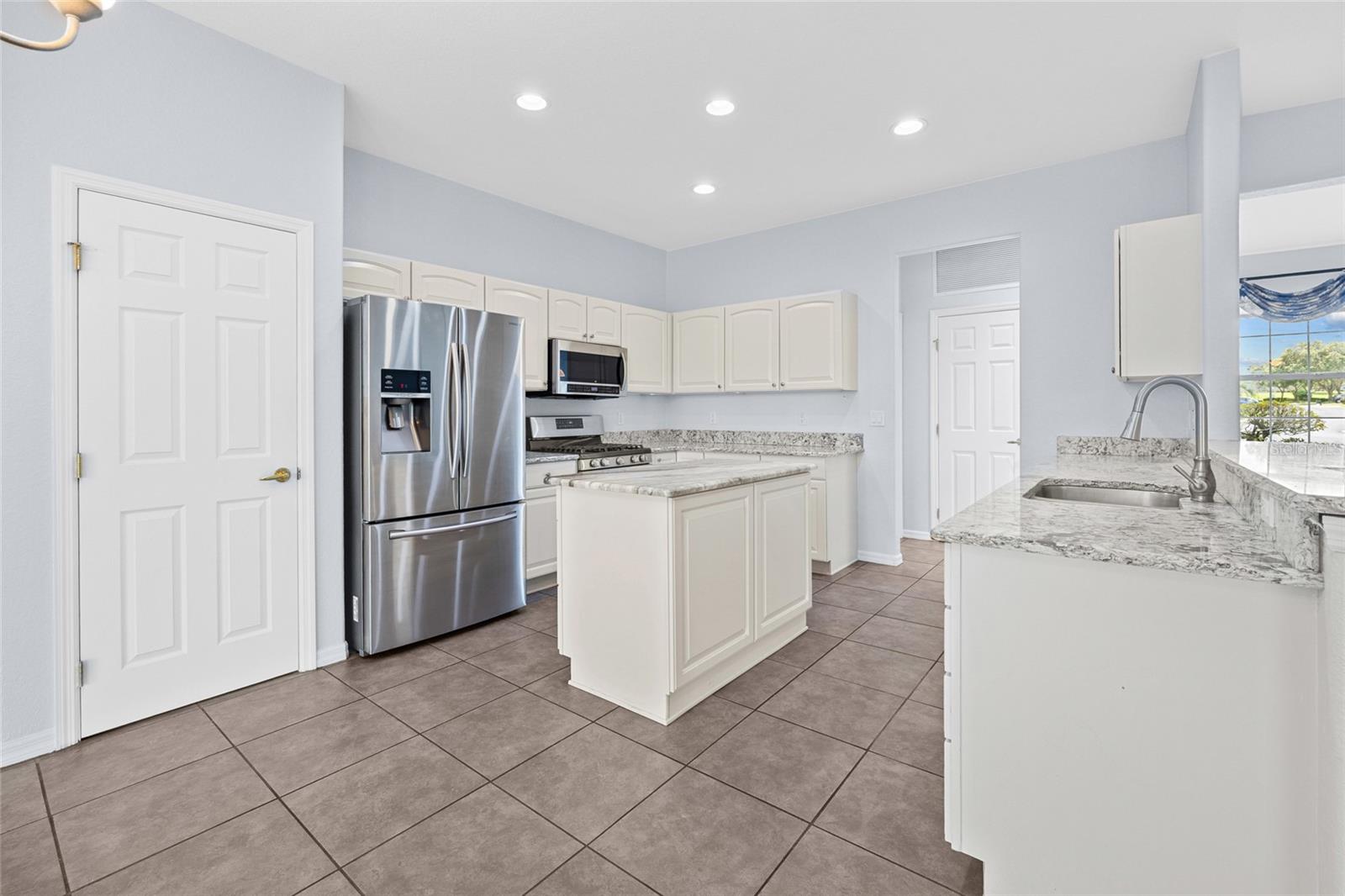 Image 13 of 45 For 9102 137th Street Road