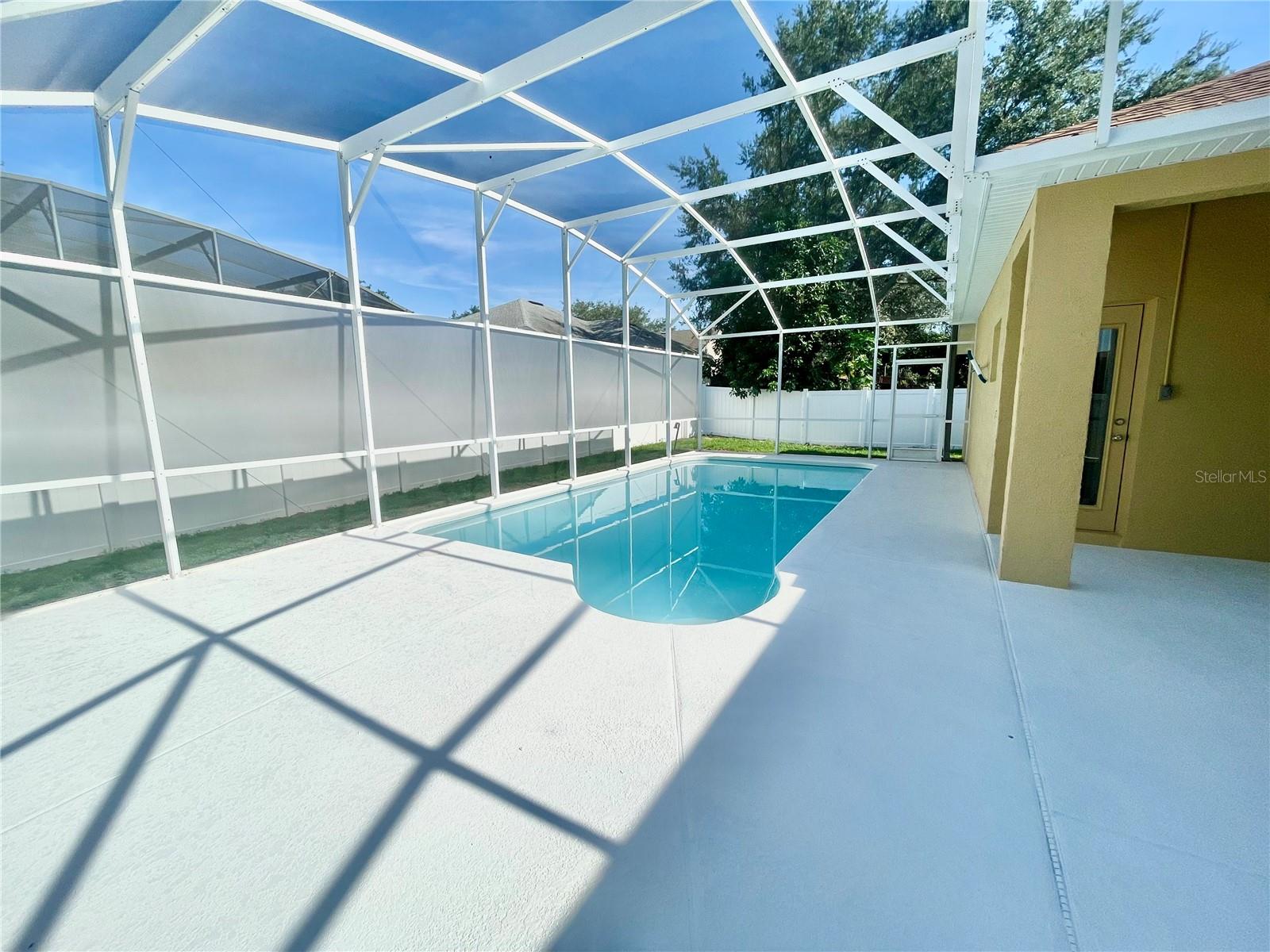 Image 4 of 31 For 3840 Glenford Drive