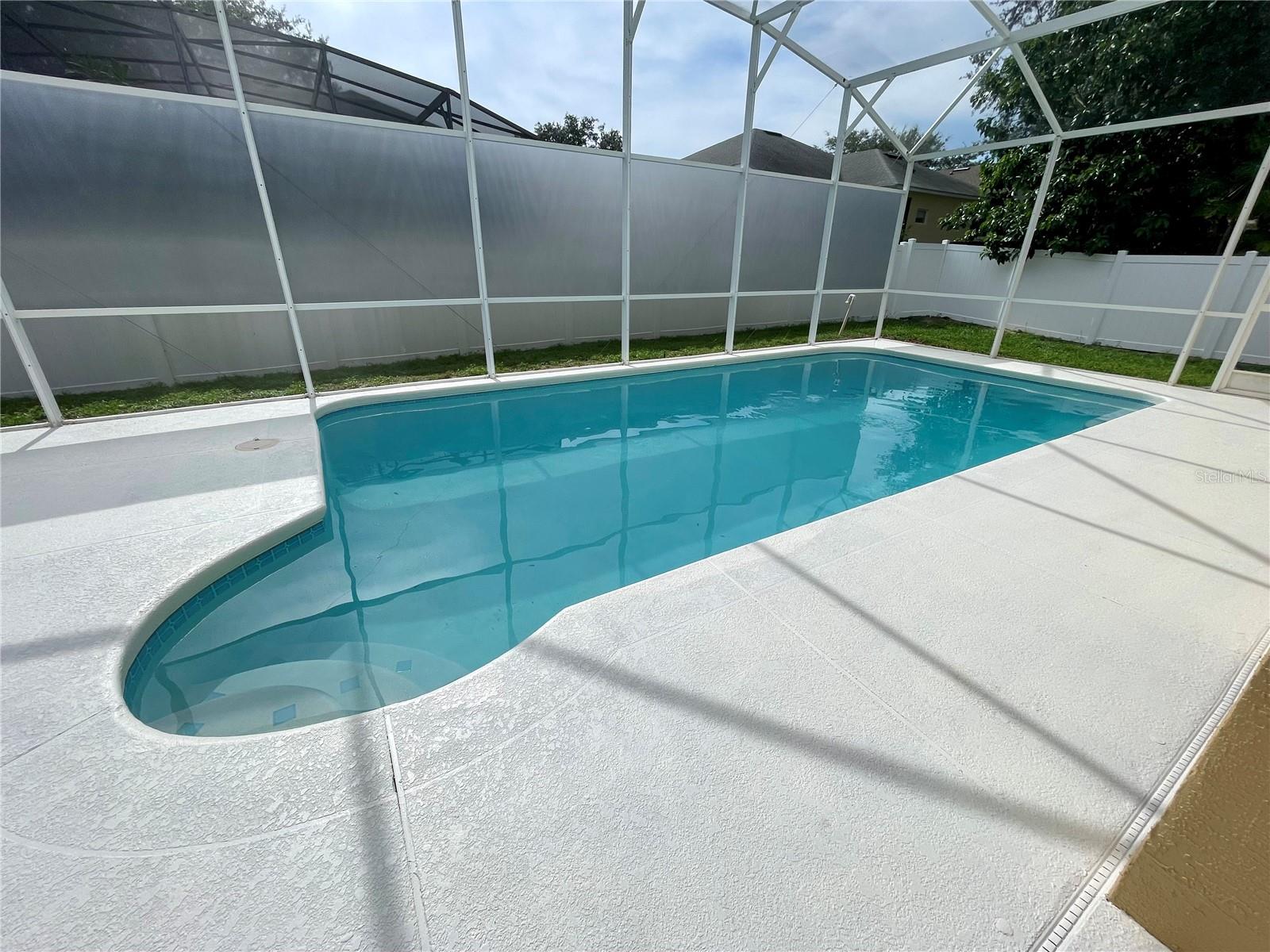 Image 6 of 31 For 3840 Glenford Drive