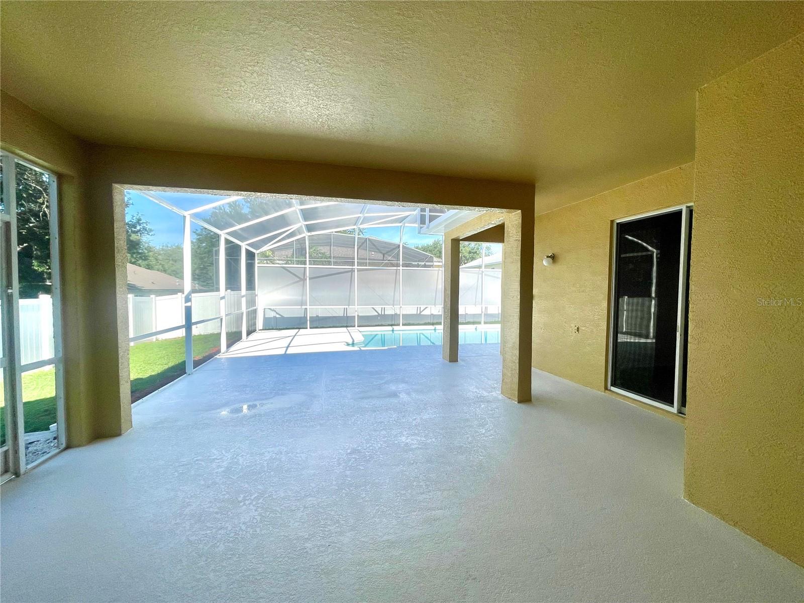 Image 7 of 31 For 3840 Glenford Drive