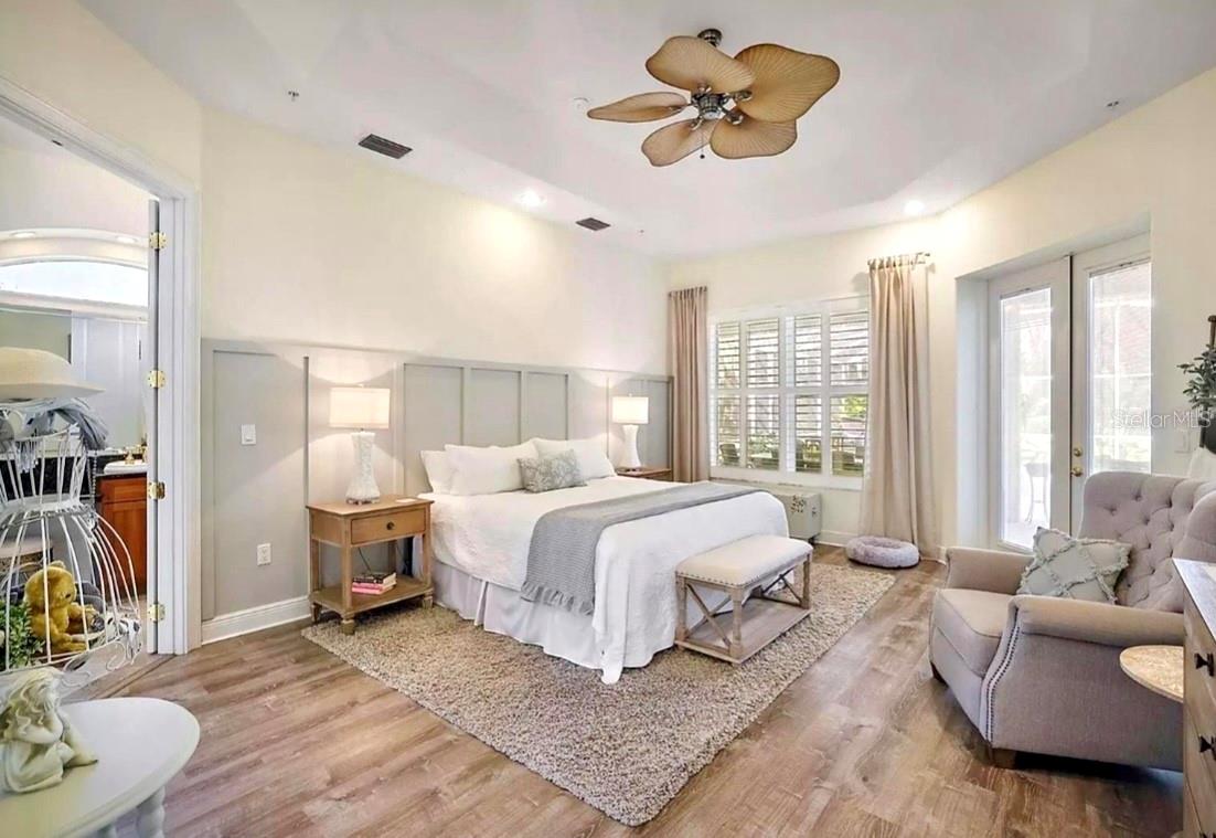 Image 8 of 18 For 3820 Oak Pointe Drive