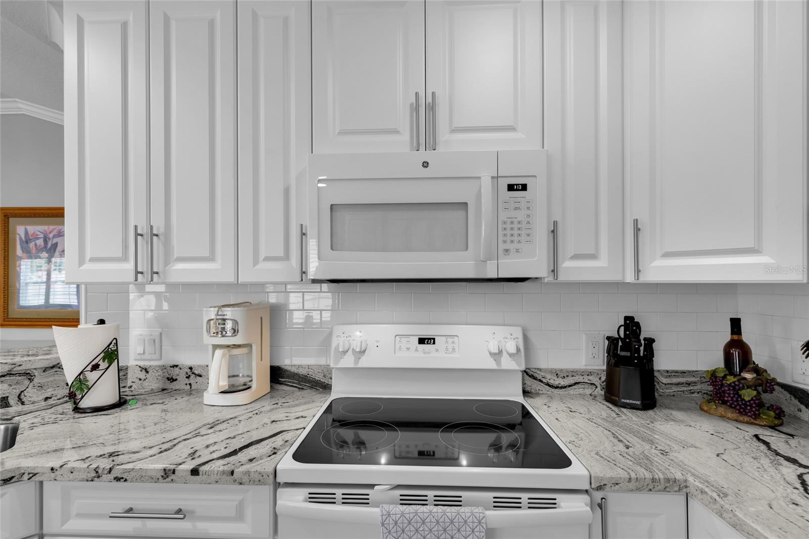 Image 11 of 43 For 916 Medira Drive