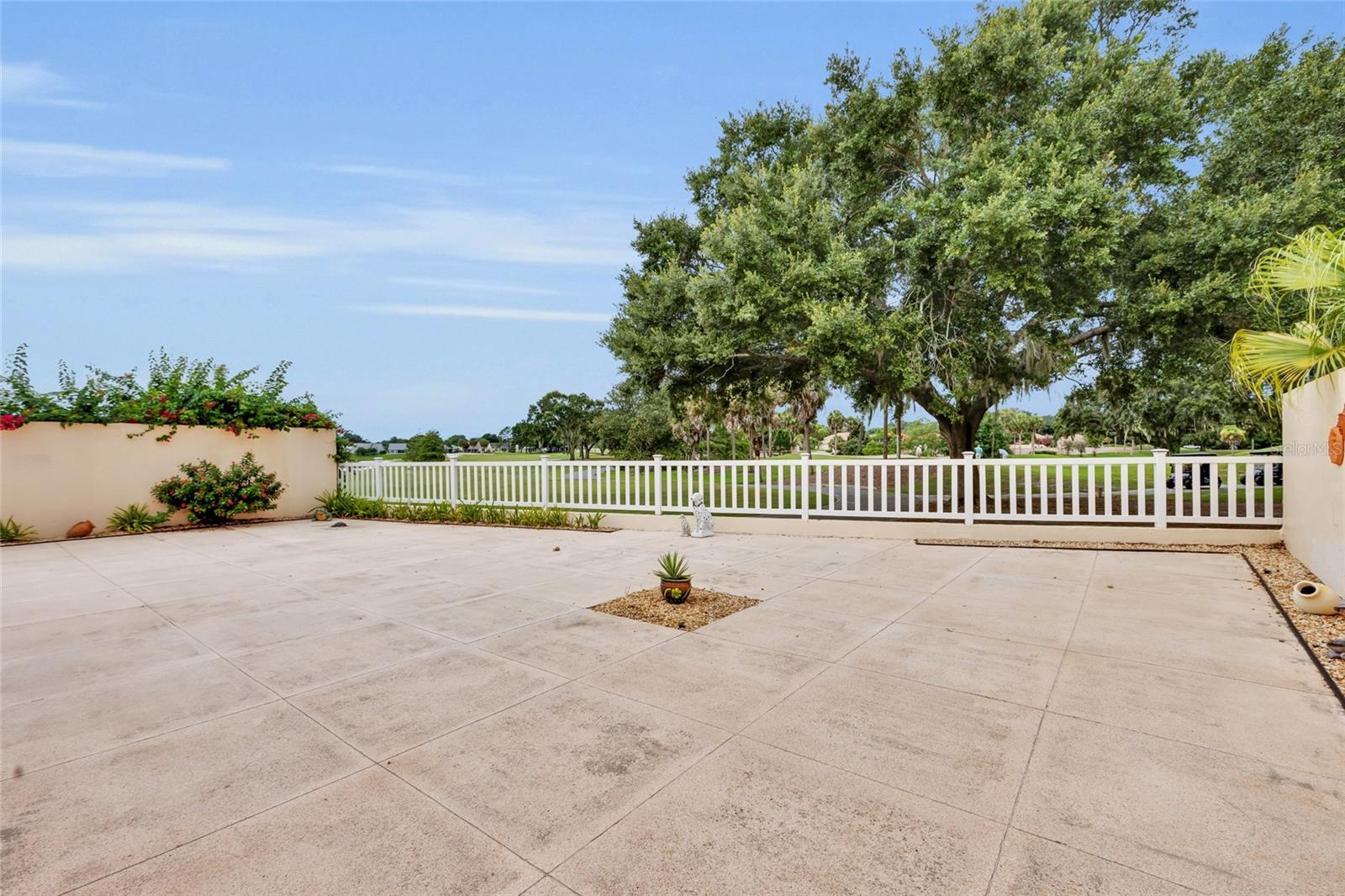 Image 19 of 43 For 916 Medira Drive