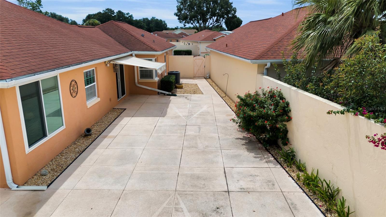 Image 34 of 43 For 916 Medira Drive