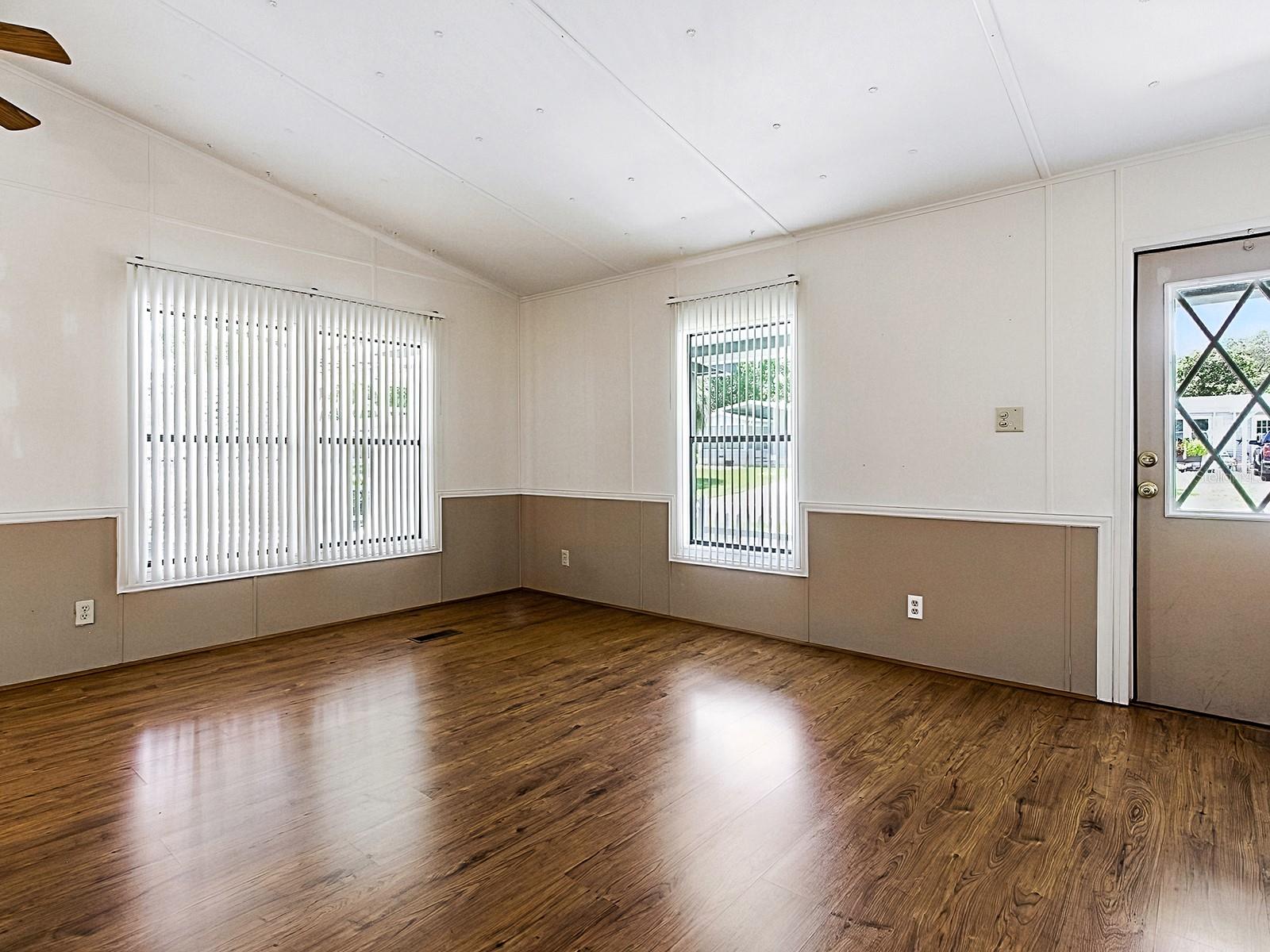 Image 7 of 36 For 605 Jason Drive