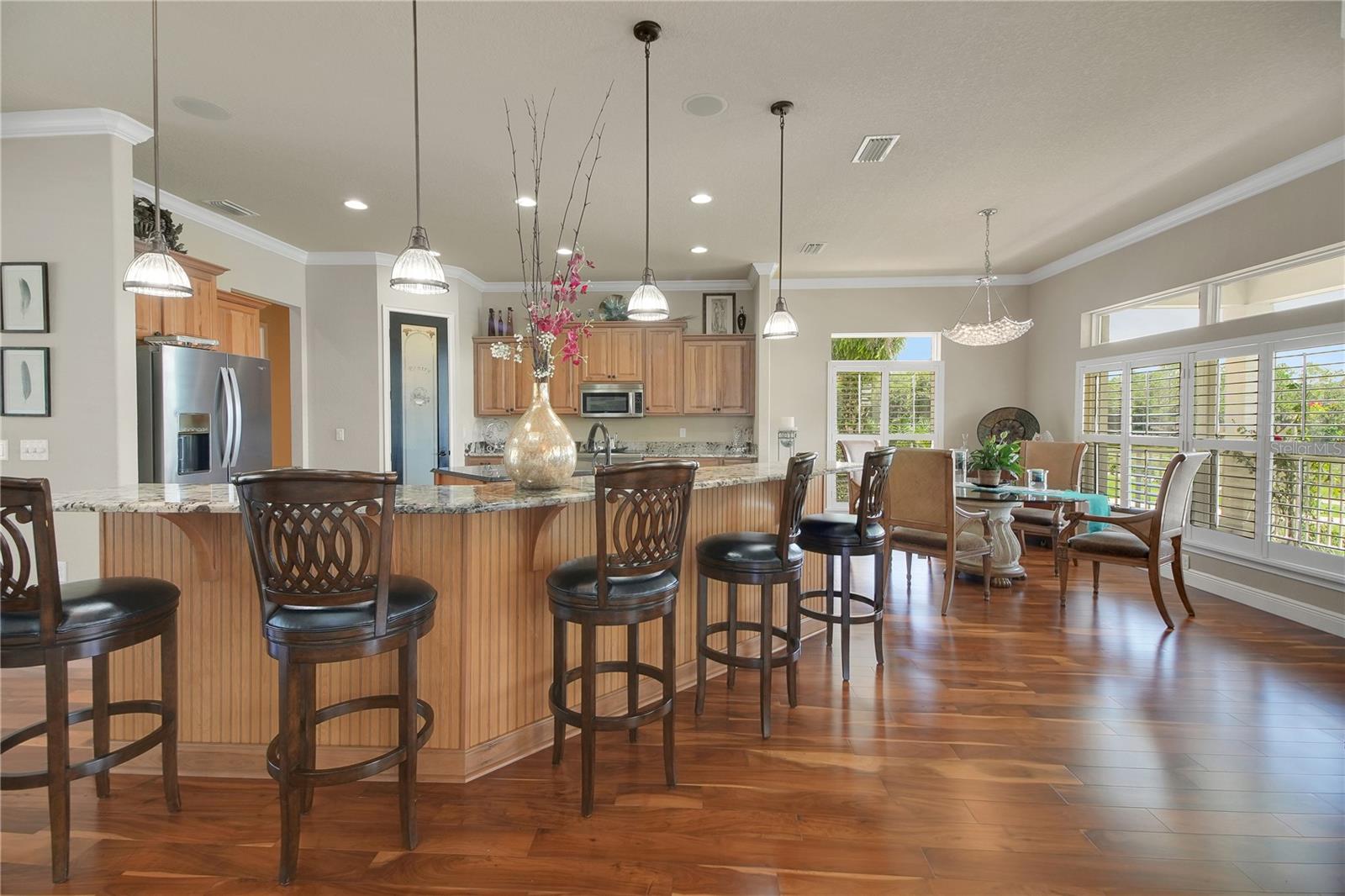 Listing photo id 13 for 16982 Highway 42