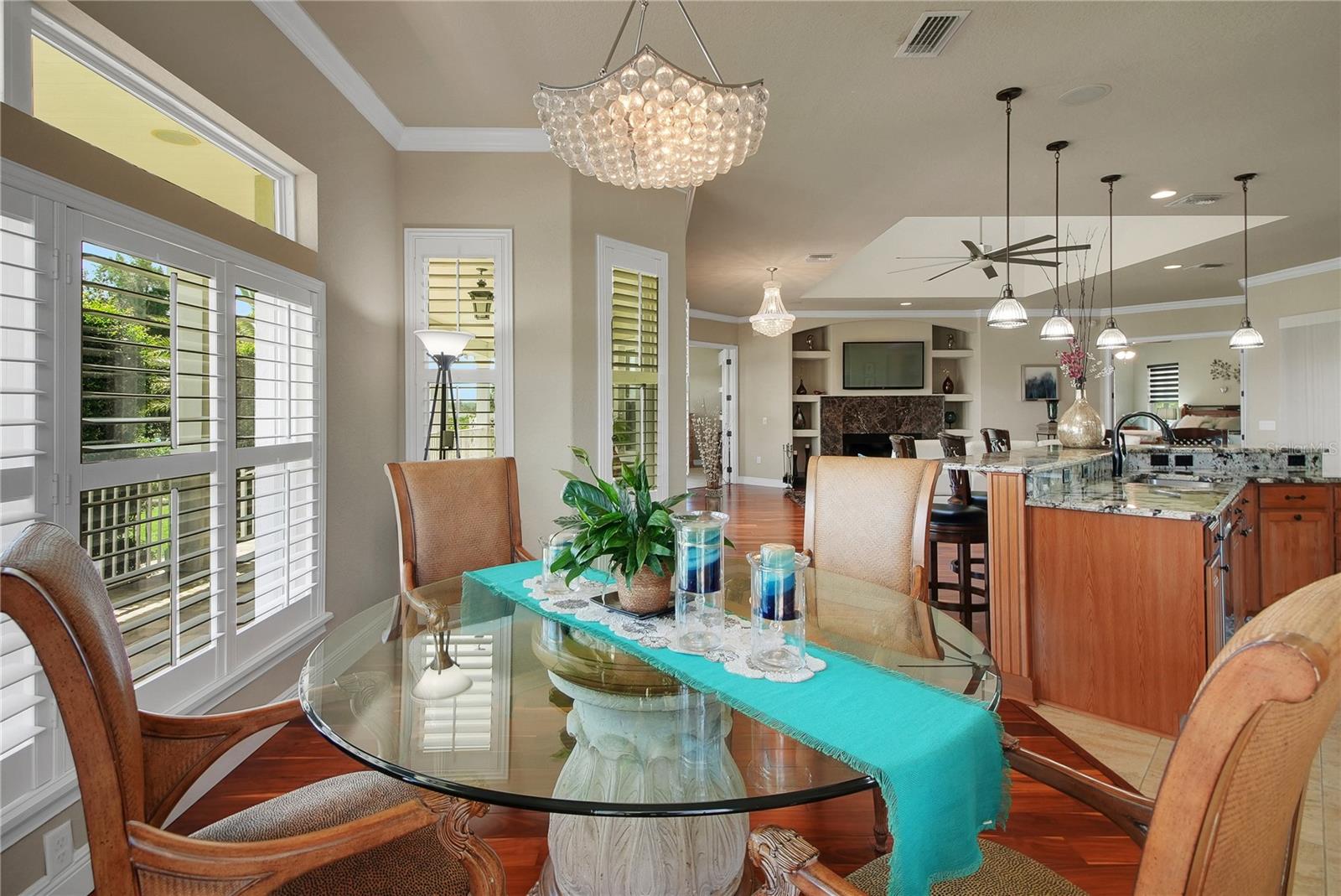 Listing photo id 15 for 16982 Highway 42