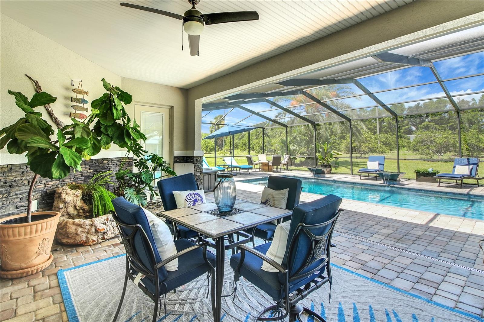 Listing photo id 24 for 16982 Highway 42