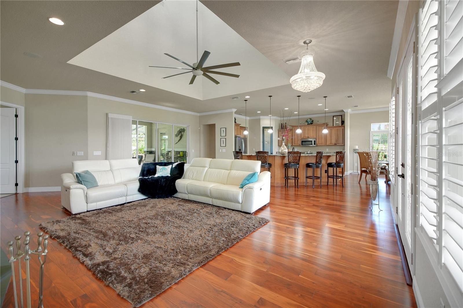 Listing photo id 30 for 16982 Highway 42