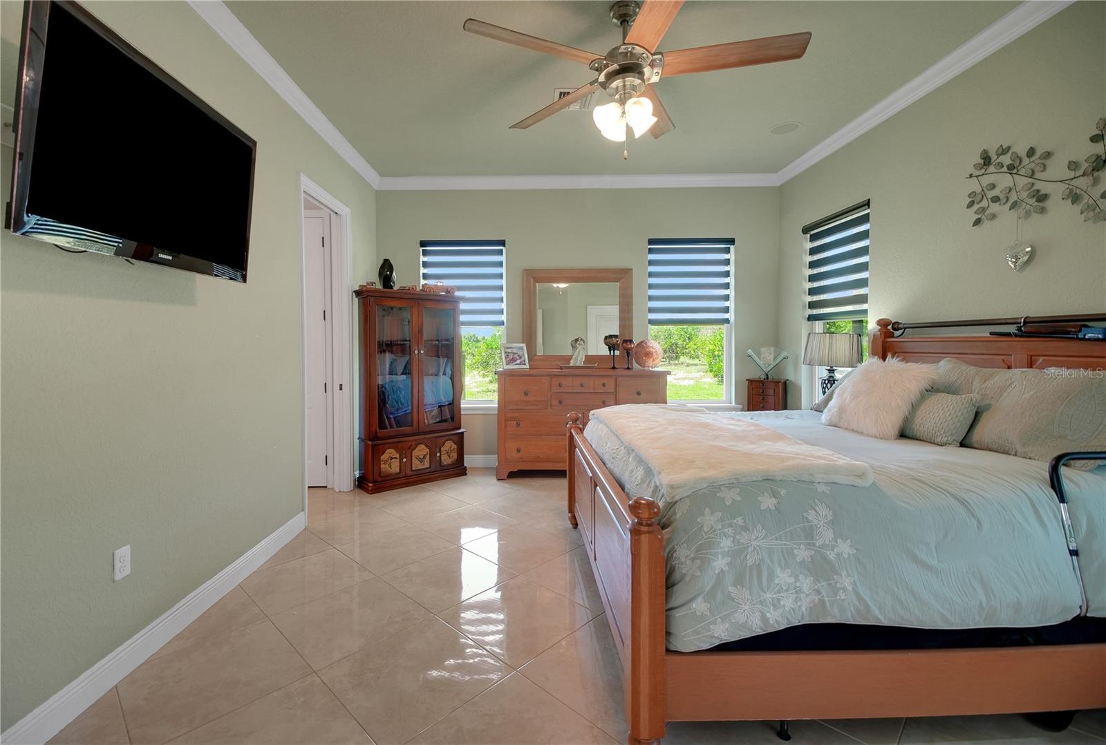 Listing photo id 32 for 16982 Highway 42