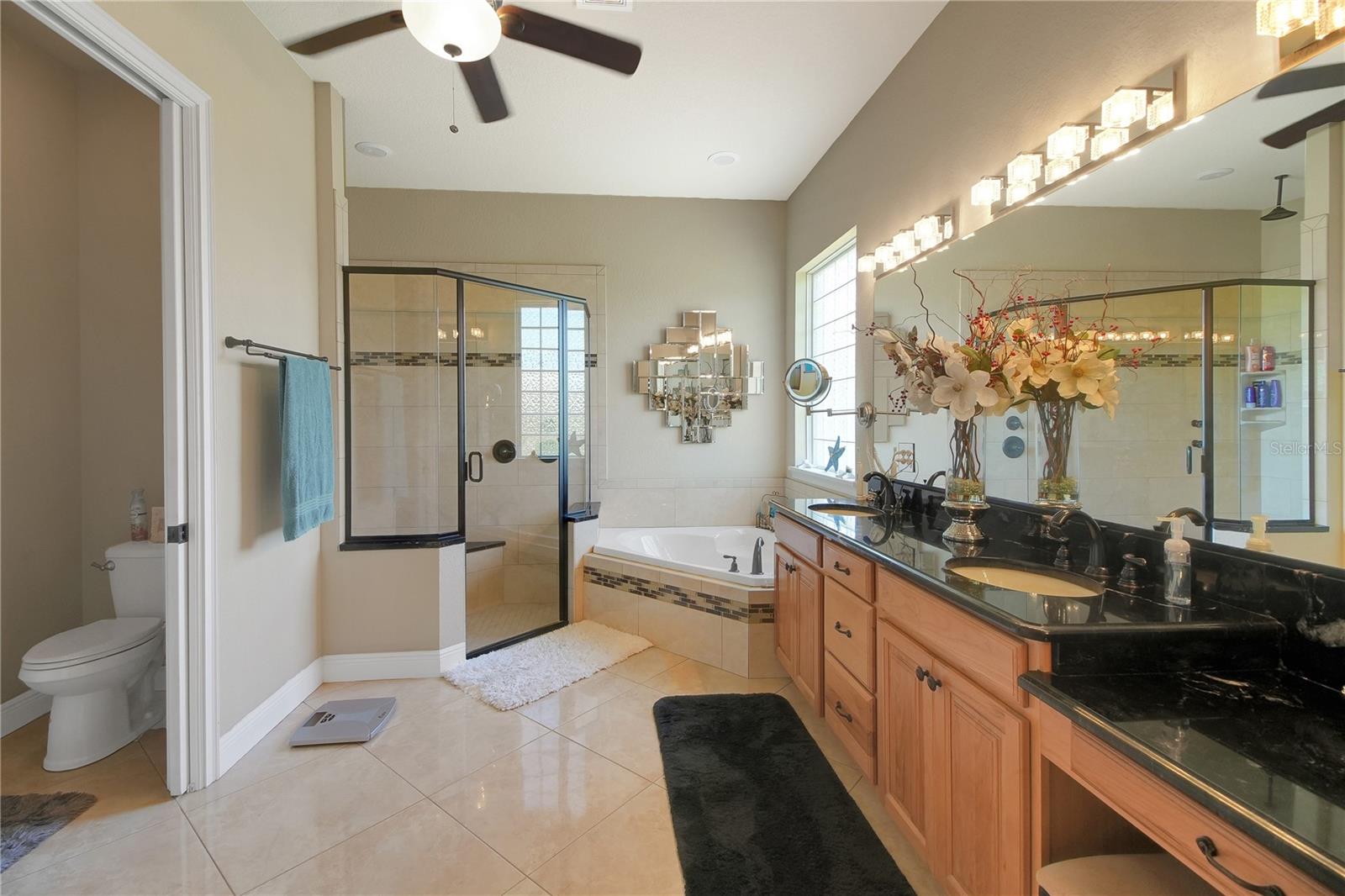 Listing photo id 34 for 16982 Highway 42
