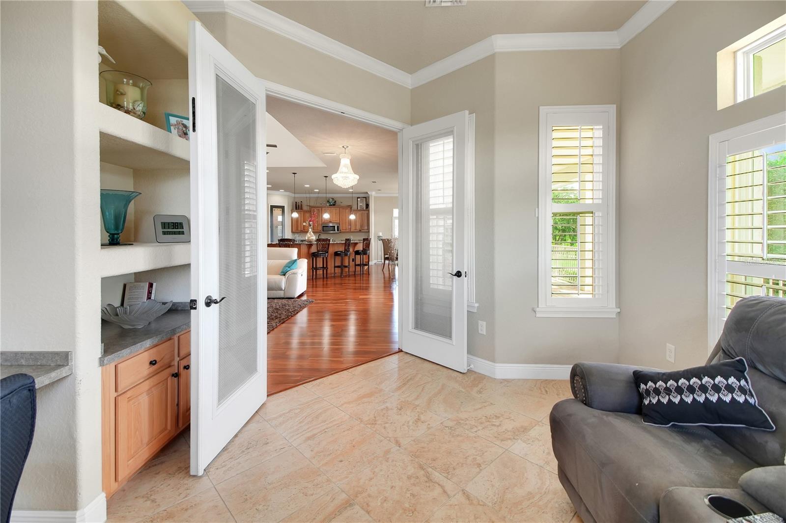 Listing photo id 52 for 16982 Highway 42