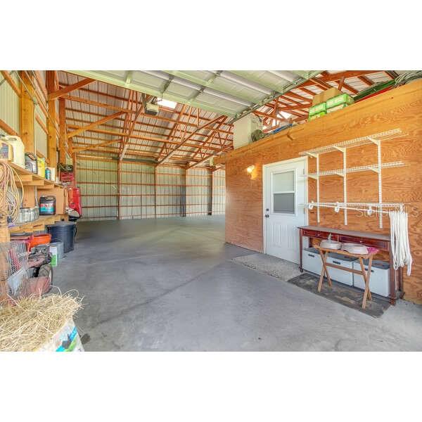 Listing photo id 65 for 16982 Highway 42