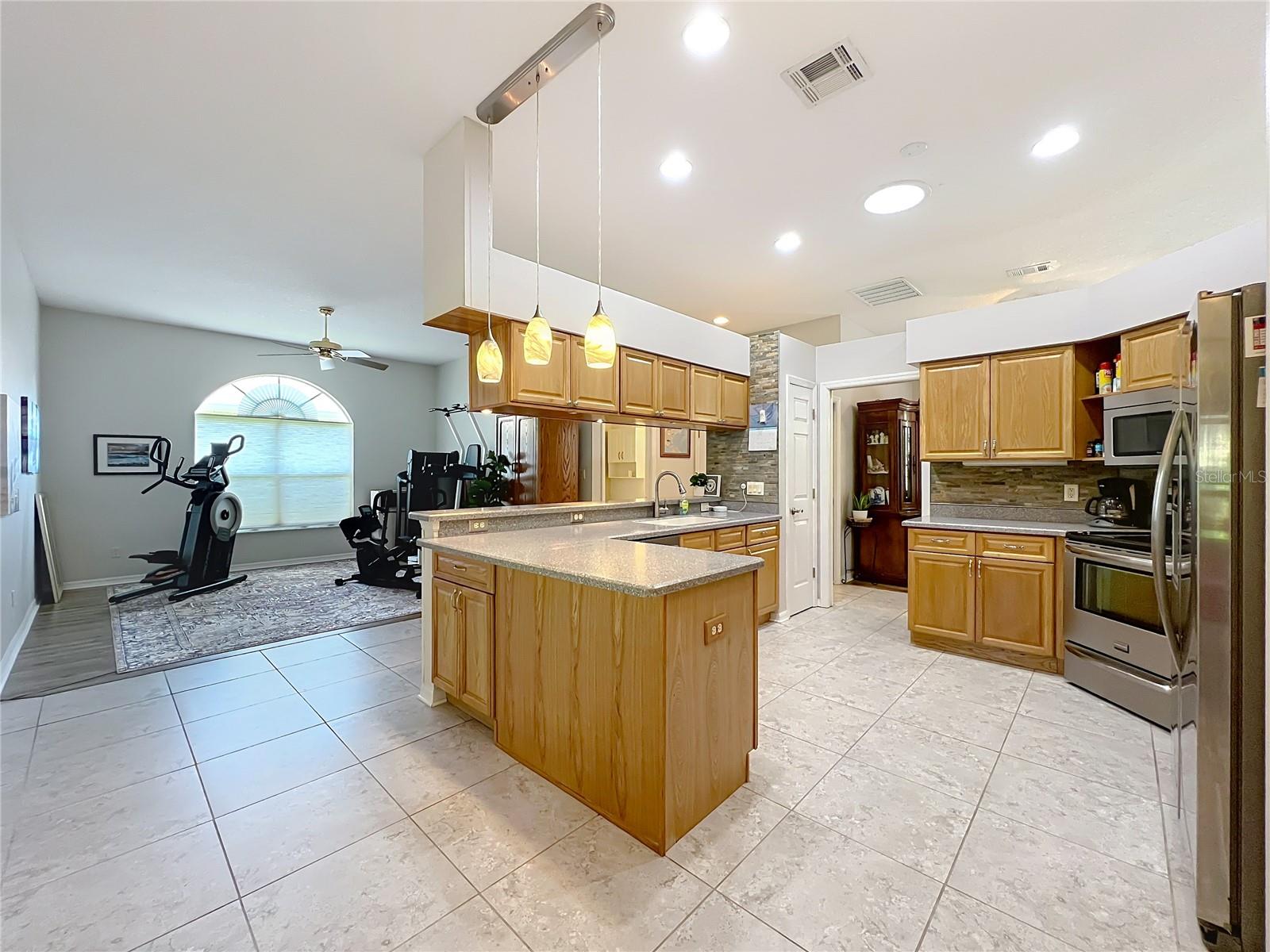 Image 18 of 63 For 3700 Plantation Boulevard
