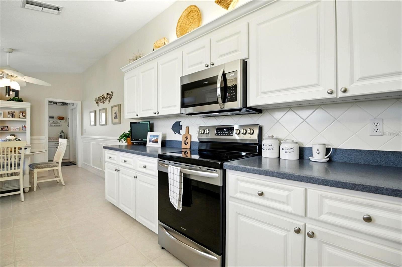 Image 39 of 60 For 9741 175th Lane