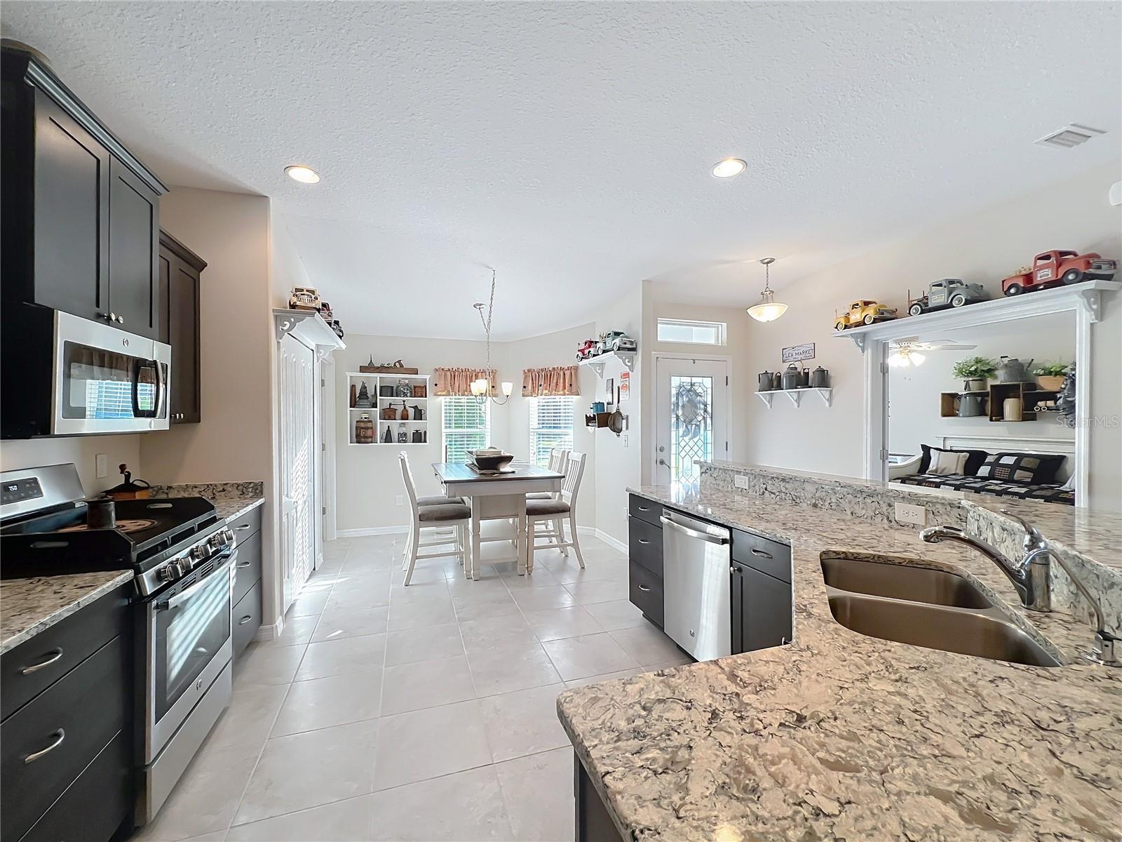 Image 17 of 92 For 27031 Roanoke Drive