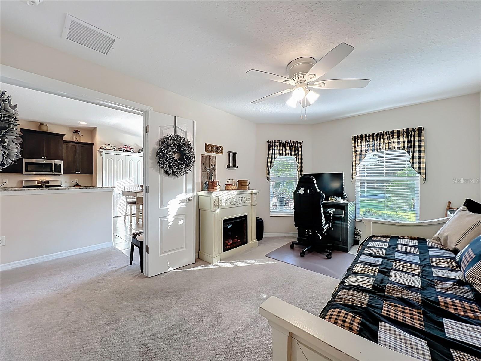 Image 27 of 92 For 27031 Roanoke Drive