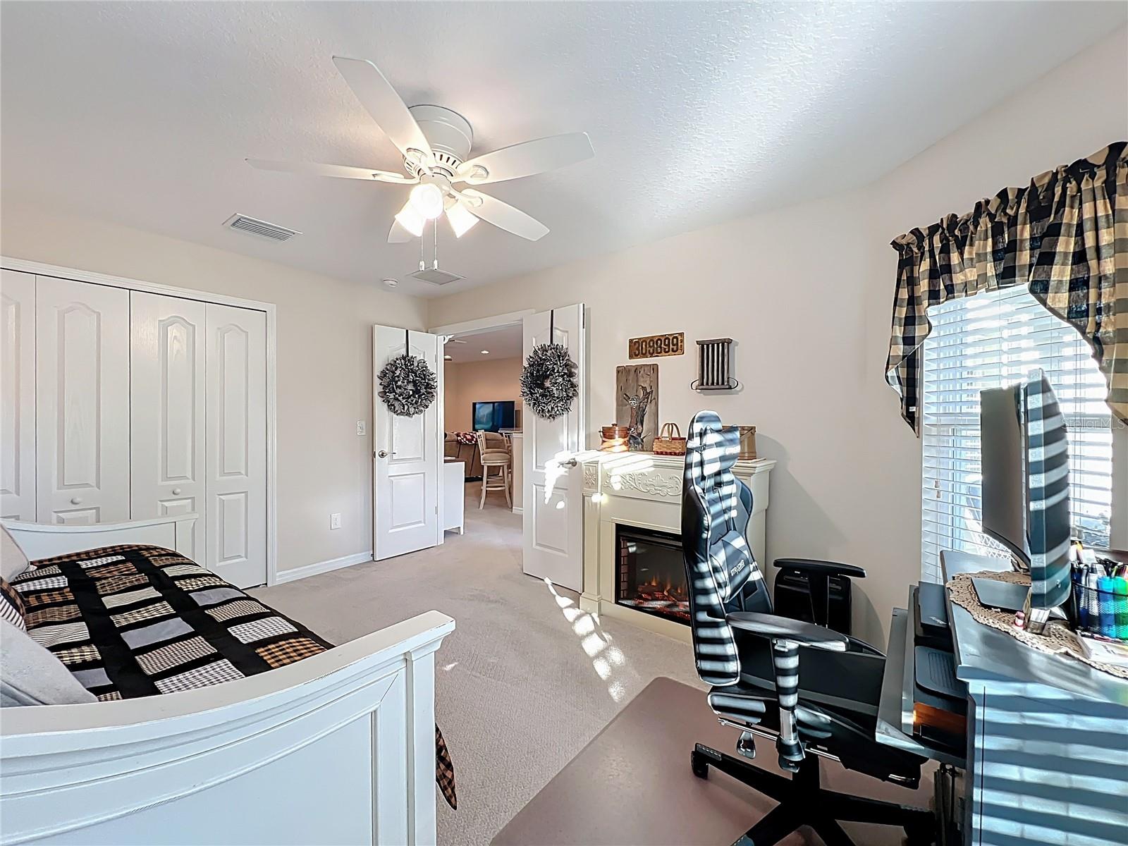 Image 29 of 92 For 27031 Roanoke Drive