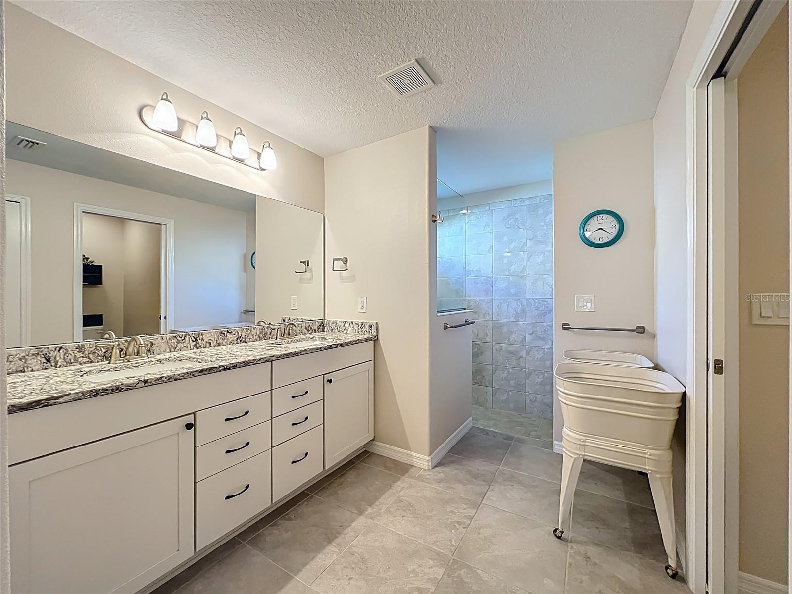 Image 43 of 92 For 27031 Roanoke Drive