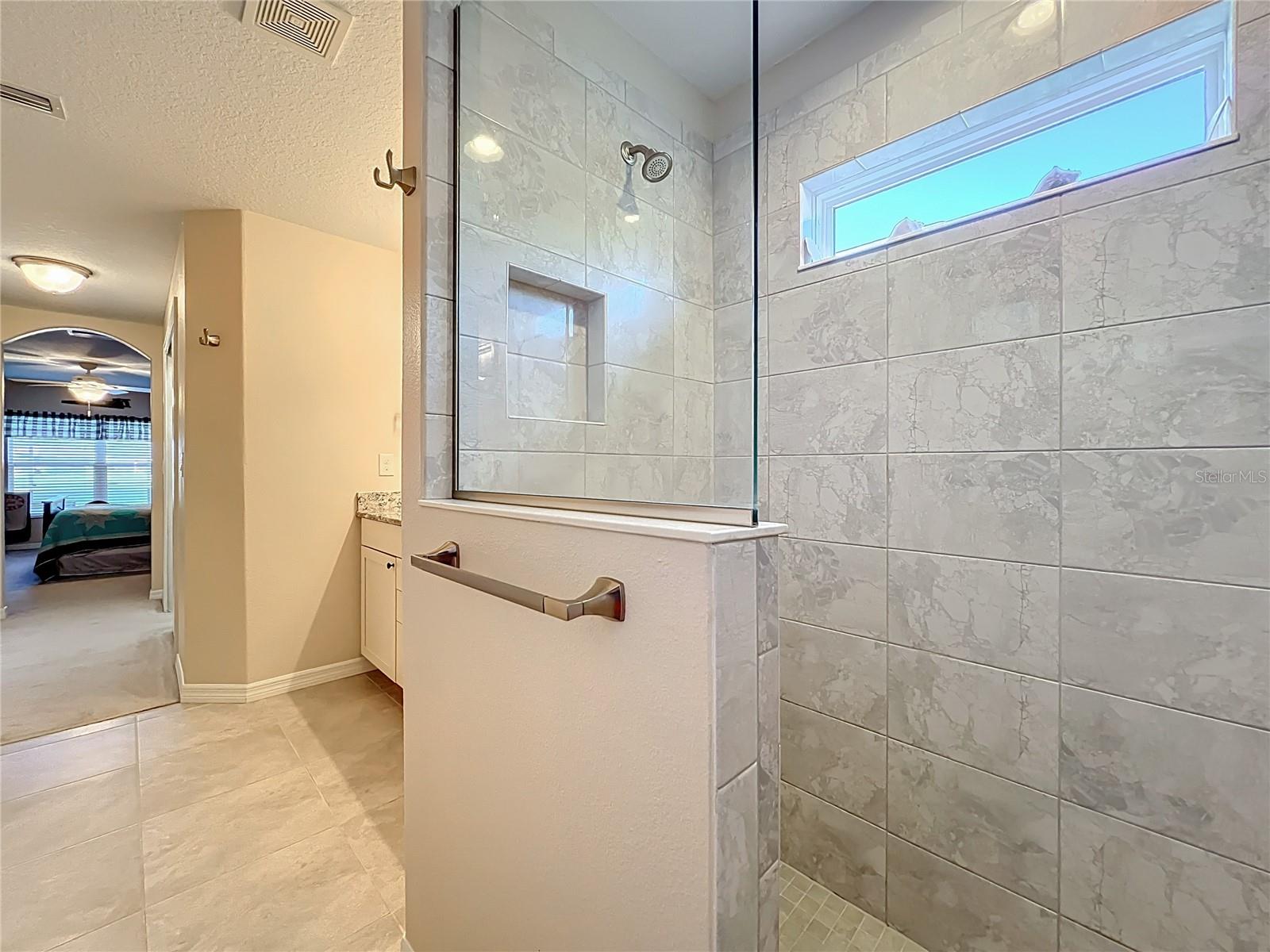 Image 46 of 92 For 27031 Roanoke Drive