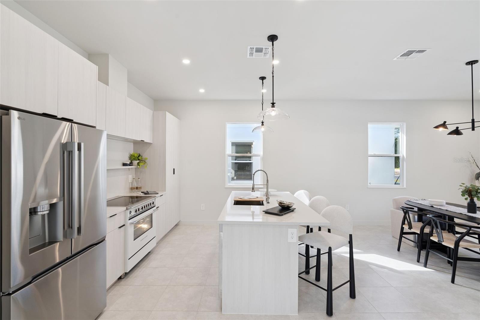 Image 27 of 84 For 451 Skyfield Court